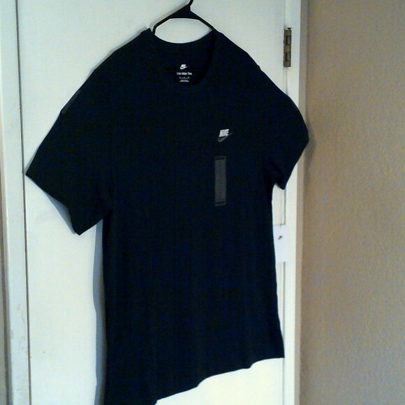 NEW NIKE SPORTSWEAR "Club Embroidered Tee" MEN'S BLACK T-SHIRT XL AR4997-014 - Picture 4 of 6